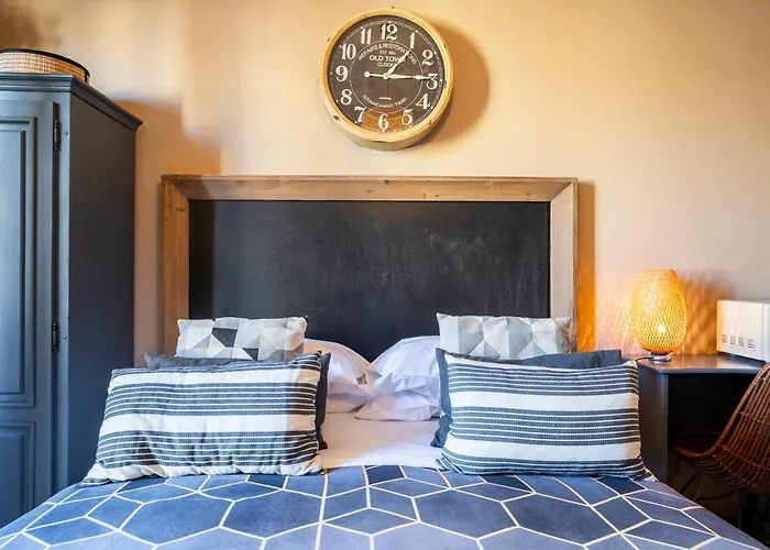 Bobotel Rooms In City Center Florencia